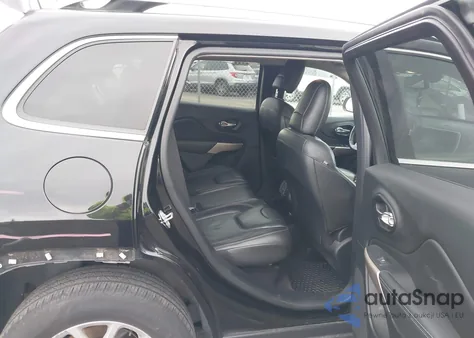 2017 Jeep Cherokee Latitude 4X4 from USA, damaged, VIN 1C4PJMCBXHW601358